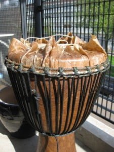 Djembe bespannen, Het touw is rond 